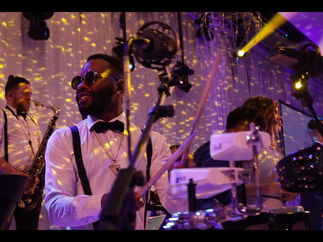 Promo In The Red Luxury Showband Midlothian