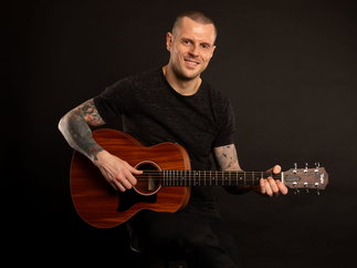 Promo Joker and The Queen Solo Artist, Duo or Trio West Midlands