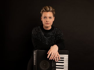 Promo Joker and The Queen Solo Artist, Duo or Trio West Midlands