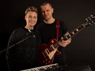 Promo Joker and The Queen Solo Artist, Duo or Trio West Midlands