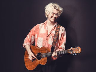 Promo James Hunt Solo Singer Guitarist East Sussex