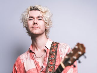 Promo James Hunt Solo Singer Guitarist East Sussex