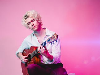 Promo James Hunt Solo Singer Guitarist East Sussex