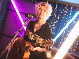 Promo James Hunt Solo Singer Guitarist East Sussex