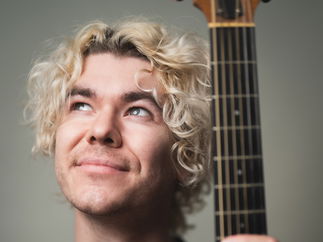 Promo James Hunt Solo Singer Guitarist East Sussex