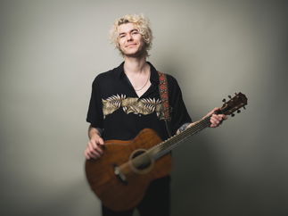 Promo James Hunt Solo Singer Guitarist East Sussex