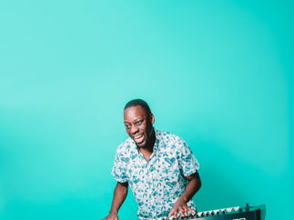 Promo James Nicholas Singer / Pianist Bedfordshire