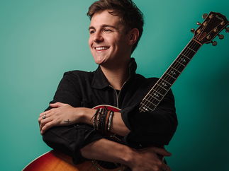 Promo James Reynard Acoustic Singer Guitarist North Yorkshire