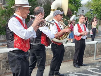 Promo Jazz Walkabout Dixieland Jazz Band Devon