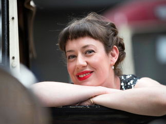 Promo Jazz With A Twist Jazz, Swing and Latin Singer Nottinghamshire