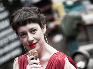 Promo Jazz With A Twist Jazz, Swing and Latin Singer Nottinghamshire