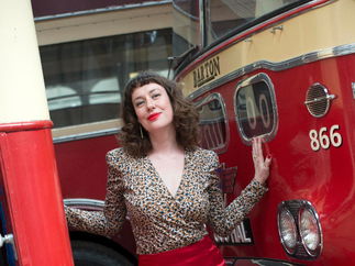 Promo Jazz With A Twist Jazz, Swing and Latin Singer Nottinghamshire