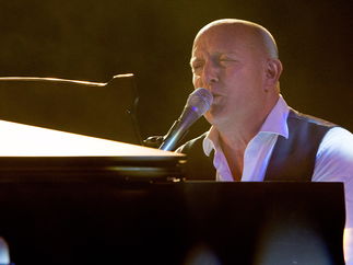 Promo Jeremy James Singer-pianist plus optional duo and trio Manchester