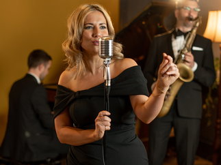 Promo Josie and The Vintage Show Jazz Band Buckinghamshire