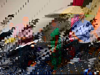 Promo Jin and Seetal Bhangra & Bollywood Band West Midlands