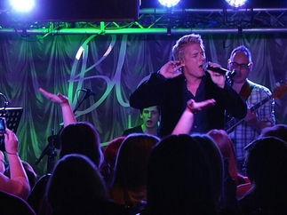 Promo Jonathan Ansell Tenor Singer West Yorkshire