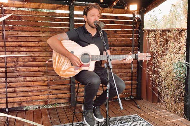 Promo Josh G Singer Guitarist Essex