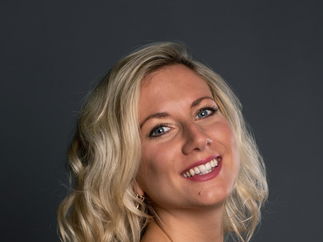 Promo Florence Smith Singer / Guitarist / Pianist / Ukelele London