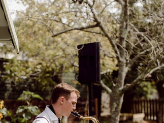 Promo Sax It Up Saxophonist Kent