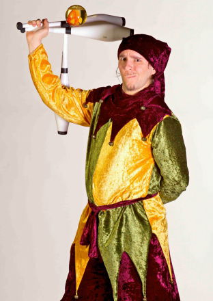 Promo Jugglers In Jester Costume  Leicestershire