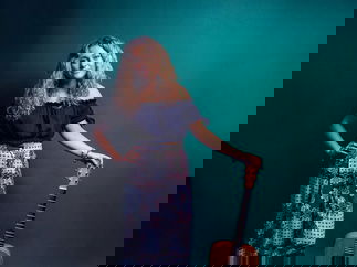 Promo Kelly Barnes Solo Singer Guitarist Northamptonshire