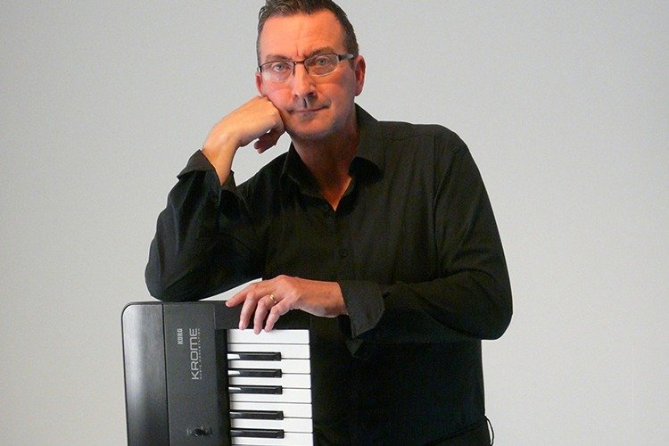 Promo Kevin Peters Pianist Derbyshire