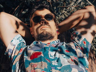 Promo Lars Singer Guitarist East Sussex