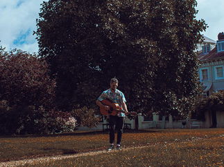 Promo Lars Singer Guitarist East Sussex