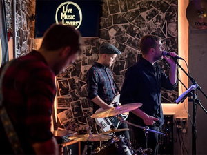 The Right Swipes Wedding Band West Yorkshire