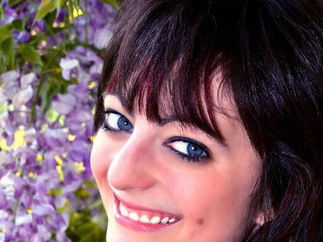 Promo Laura J Solo Singer With Tracks Essex