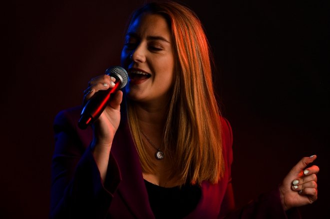 Promo Leah Bella Solo Singer With Tracks Essex