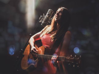 Promo Lianne Kay Wedding Singer Dorset