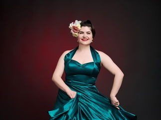 Promo Lily Belle Solo Singer With Tracks Bedfordshire