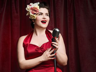 Promo Lily Belle Solo Singer With Tracks Bedfordshire