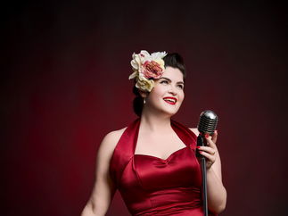 Promo Lily Belle Solo Singer With Tracks Bedfordshire