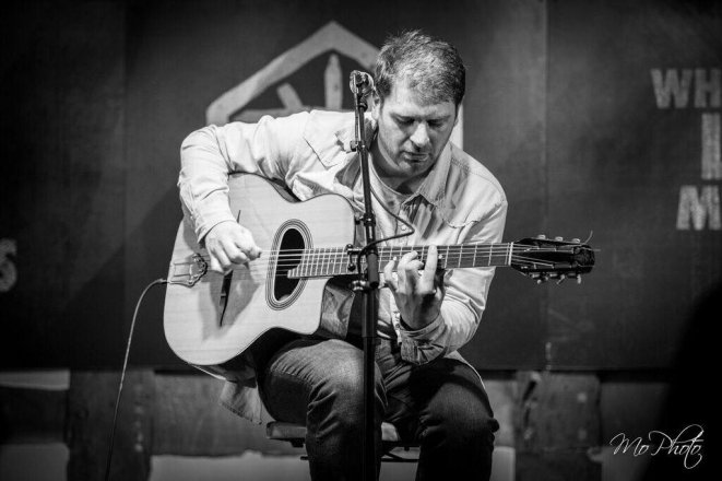 Promo Chris Acoustic Solo Singer/Guitarist Shropshire