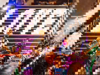 Promo Live Forever Rock, Pop & Indie Party Band London