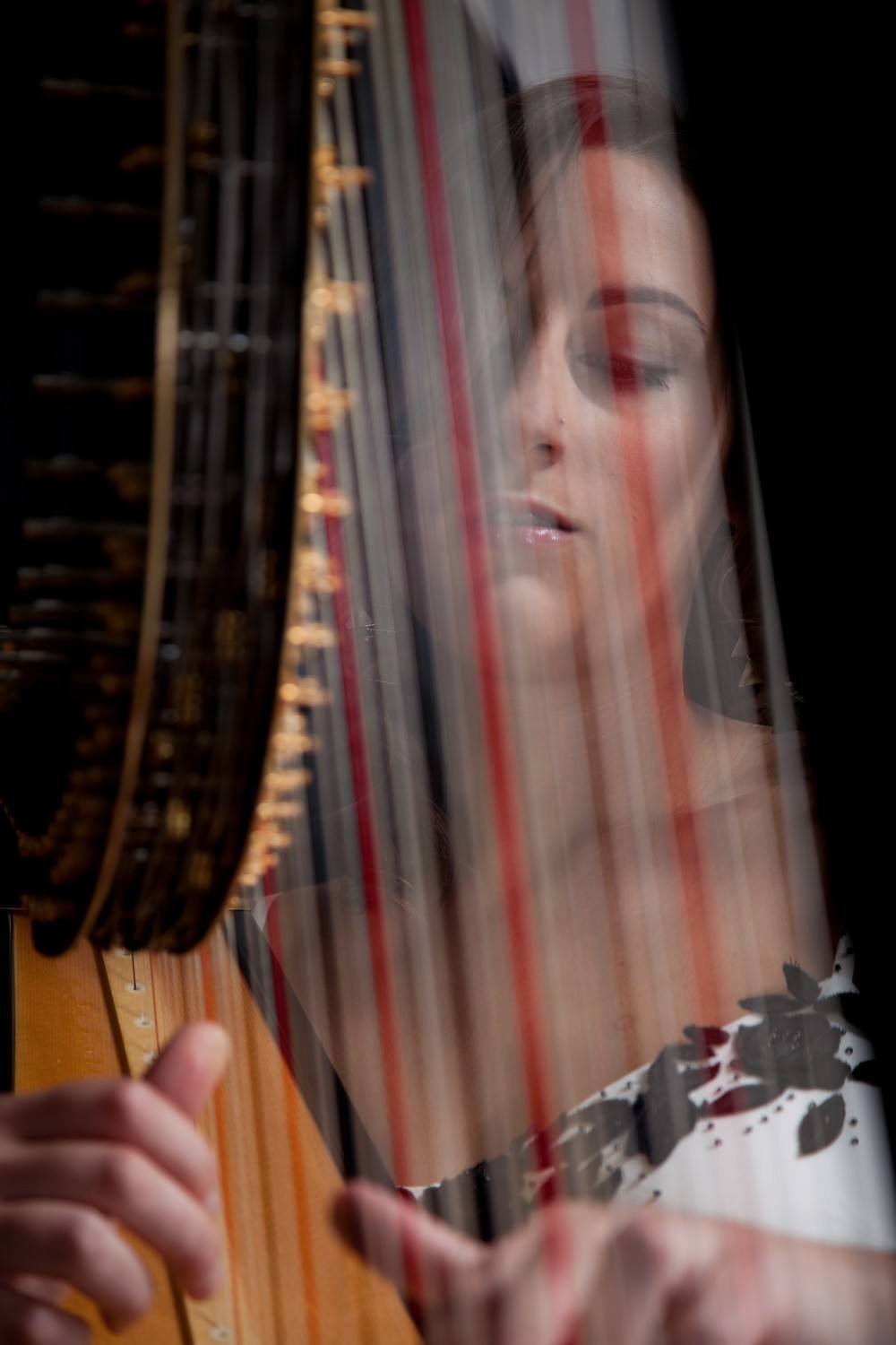 Promo Cecile Harpist Harpist London