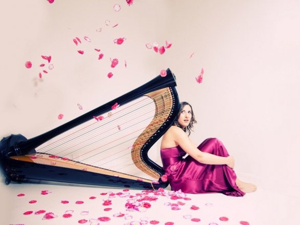 Promo Cecile Harpist Harpist London