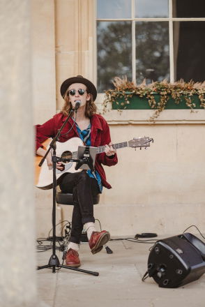 Promo Russell Flynn Solo Singer, Pianist and Guitarist London