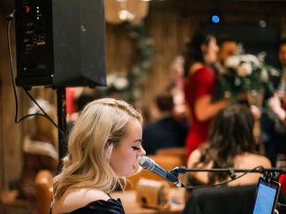 Promo Francesca Piano Singer-Pianist West Yorkshire