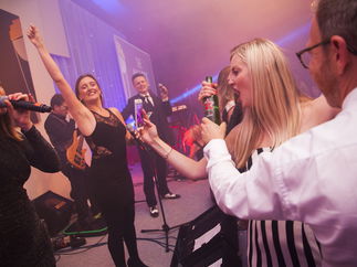 Promo License To Thrill Function Band Hertfordshire