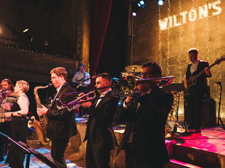 Promo Mirrorball Magic Party Band London