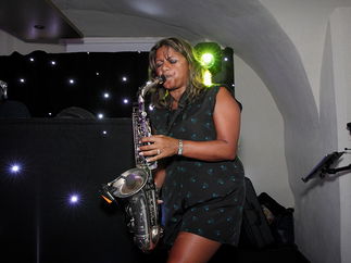 Promo Mads on Sax Saxophonist Essex