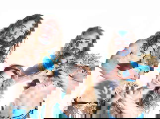 Promo Magical Mermaids Circus Performer Nottinghamshire