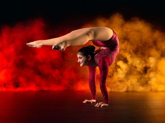 Promo Contortionist Hannah Contortionist Bristol