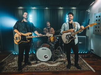 Promo Festival Anthems Band Festival Anthems Band 3 Piece Essex