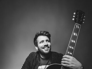 Promo Andy Michaels Solo Singer-Guitarist Gloucestershire