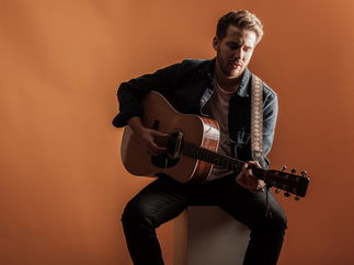 Promo Andy Michaels Solo Singer-Guitarist Gloucestershire