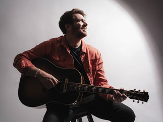 Promo Andy Michaels Solo Singer-Guitarist Gloucestershire